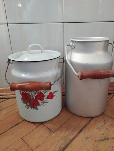 Аксессуары для кухни: Бидоны