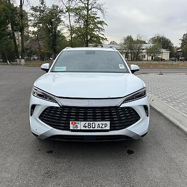 BYD Song L: 2024 г., 1.5 л, Робот, Гибрид, Кроссовер