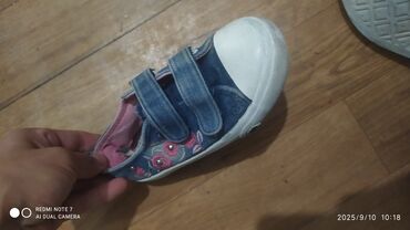 Детская обувь: Обувь по 100 — 3