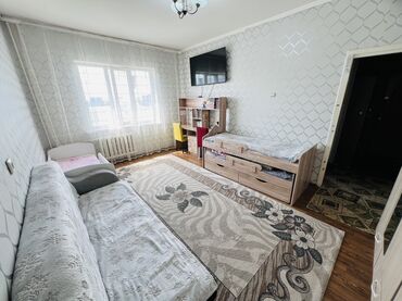 вариант кж: 1 комната, 34 м², 105 серия, 8 этаж, Старый ремонт