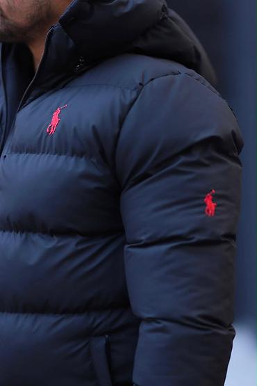 Zimske jakne: EXTRA kvalitetne muške jakne M,L,XL,XXL veličine 8400 din
pb — 13