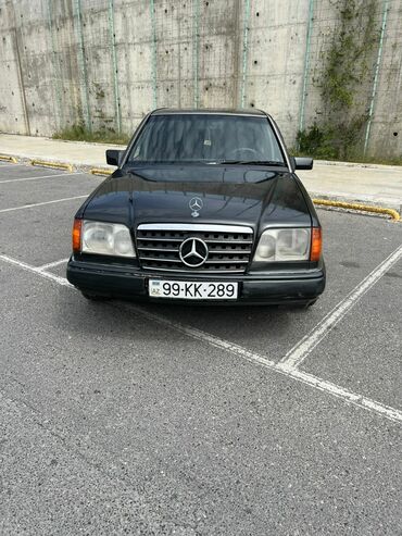 mercedes vario: Mercedes-Benz E 280: 2.8 l | 1993 il Sedan