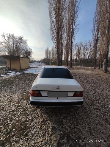 мерс 225: Mercedes-Benz W124: 1988 г., 2 л, Механика, Бензин, Седан