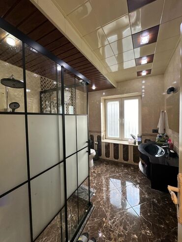 Həyət evləri və villaların satışı: 6 otaqlı, 300 kv. m, Kredit var, Yeni təmirli — 20