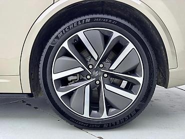 byd han ev: Lixiang L9: 2024 г. — 9