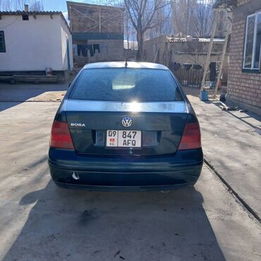 Volkswagen: Volkswagen Bora: 2001 г., 2.3 л, Автомат, Бензин, Седан — 3