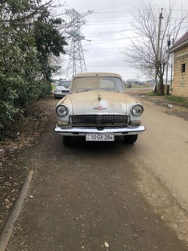 4 göz mersedes: QAZ 21 Volga: 2.4 l | 1967 il | 34000 km Sedan