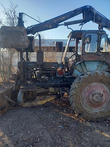 Ekskavatorlar: Ekskavator-yükleyici (traktor bazalı) – ön bıçaq və arxa ekskavator — 3