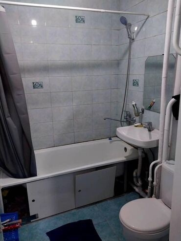 Продажа домов: 1 комната, 28 м², Индивидуалка, 2 этаж, Старый ремонт