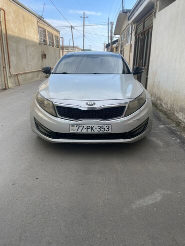 Kia: Kia Optima sedan – gümüşü rəngdə, şıq və idman ruhlu komplektasiya — 5