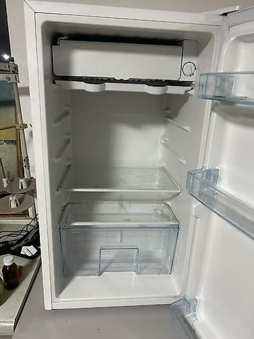 fridge: Холодильник Б/у, Минихолодильник, De frost (капельный), 45 * 80 * 40 — 2