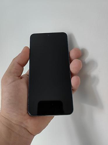 phone: Samsung S22 dual sim sim free, sa 8/128 gb memorije. Telefon ok očuvan — 1