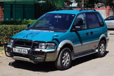 Mitsubishi RVR 2 л. 1994