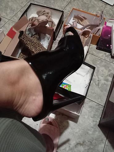 Salonke: Ženske cipele na visoku potpeticu – više modela - Crne salonke sa — 26