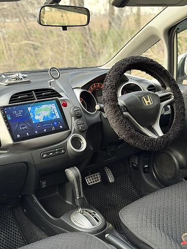 Honda: Honda Fit: 2008 г., 1.5 л, Вариатор, Бензин, Минивэн — 8