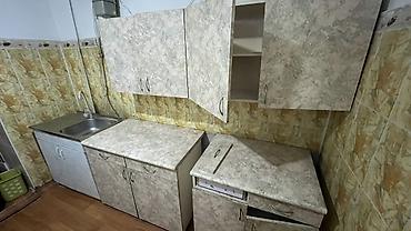 silver kitchen: Кухонный гарнитур в светлом каменном декоре (ЛДСП). Комплект состоит — 8