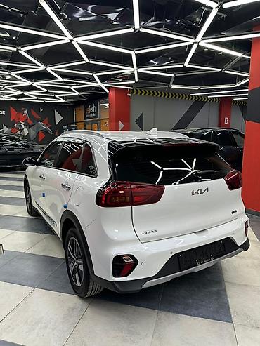 Kia: Kia Niro: 2021 г., 1.6 л, Робот, Гибрид, Кроссовер — 5