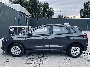 BYD: BYD E2: 2021 г., Автомат, Электромобиль, Седан — 19