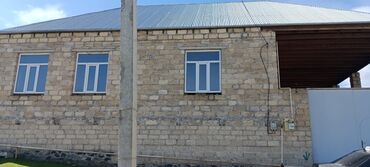 əmircan qəsəbəsi: Gəncə, 120 kv. m, 6 otaqlı, Hovuzlu, Qaz, İşıq, Su