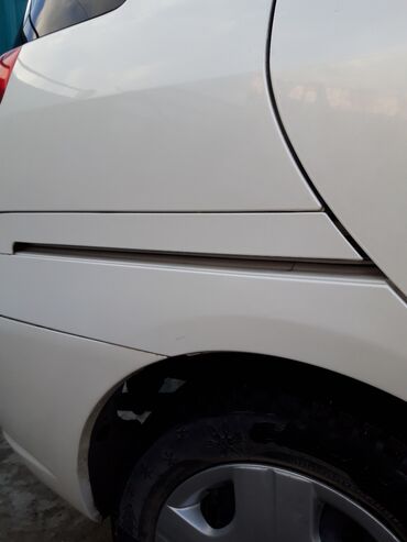 Toyota: Toyota Raum: 2003 г., 1.5 л, Автомат, Бензин, Хэтчбэк — 13