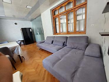 1 otaql: Bakı, Bakıxanov qəs., 4 otaqlı, Köhnə tikili, m. Neftçilər, 100 kv. m — 9