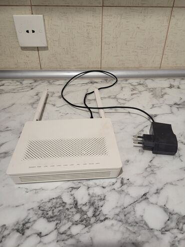 wi fi kodu deyismek: Wi Fi modem Huawey