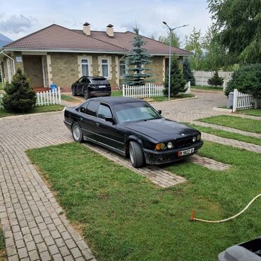 опель вектора б: BMW 525: 2 л, Механика, Бензин, Седан