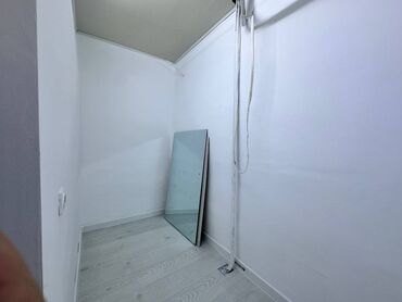 Магазины: Продаю Магазин В жилом доме, 111 м², Свежий ремонт, Отдельный вход, Цокольный этаж этаж — 11