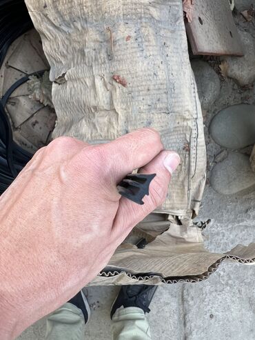 цена на алюминий: Уплотнитель для окна, Новый, Самовывоз