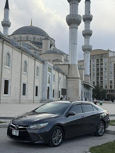 Продажа авто: Toyota Camry: 2015 г., Седан — 1