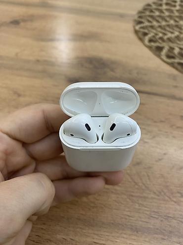 Наушники: Беспроводные наушники-вкладыши, Apple, AirPods 2, Б/у — 1