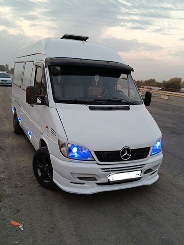 продаю в связи с переездом: Mercedes-Benz Спринтер: 2002 г., 2.2 л, Механика, Дизель, Бус