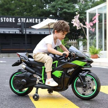 uşaq motosikleti: Uşaqlar üçün iki təkərli motosiklet. Rezin təkərli uşaq motosikleti