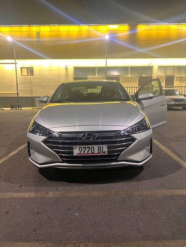 хюндай элантра: Hyundai Elantra: 2019 г., 2 л, Автомат, Бензин, Седан