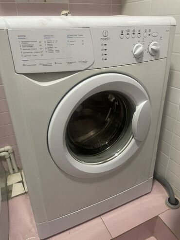 бтовая техника: Кир жуучу машина Indesit, Автомат
