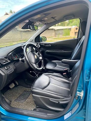 Chevrolet: Chevrolet Spark: 2018 г., 1 л, Бензин — 6