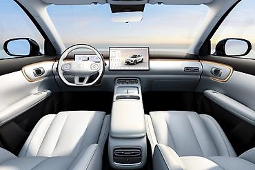 Changan: Changan Qiyuan Q05: 2026 г., Автомат, Электромобиль, Кроссовер — 8