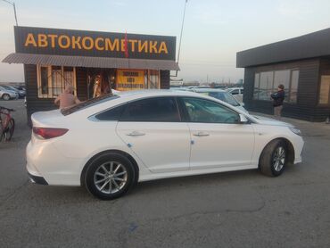 Hyundai: Hyundai Sonata: 2018 г., 2 л, Типтроник, Газ, Седан — 3