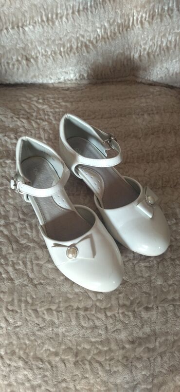 туфли женские белые: Продаю туфли 34 размер в идеальном состоянии