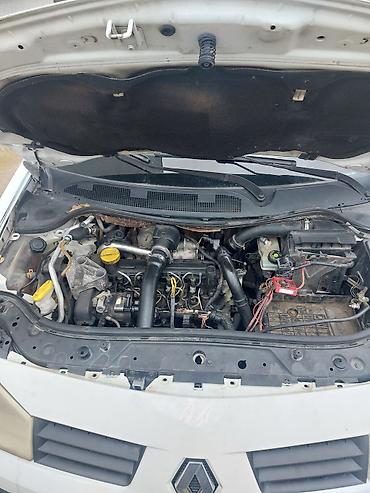 Renault Mégane II, bele boje, hečbek sa 5 vrata. Pogonsko rešenje sa at lalafo.rs — 4 Renault Mégane II, bele boje, hečbek sa 5 vrata. Pogonsko rešenje sa — 4