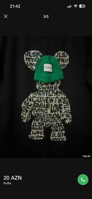 Футболки: Qısaqollu T‑shirt - Rəng: qara - Ön hissə: parlaq daşlarla işlənmiş — 2