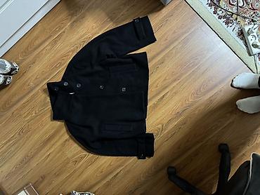 мужской тулуп: Укороченное двубортное пальто/жакет в стиле pea coat, чёрного цвета — 1