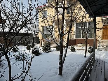 Продажа коттеджей и домов: 🔥 *Продается ДВУХЭТАЖНЫЙ ОСОБНЯК + цокольный этаж* 🔹Район at lalafo.kg — 1 Продажа коттеджей и домов: 🔥 *Продается ДВУХЭТАЖНЫЙ ОСОБНЯК + цокольный этаж* 🔹Район — 1