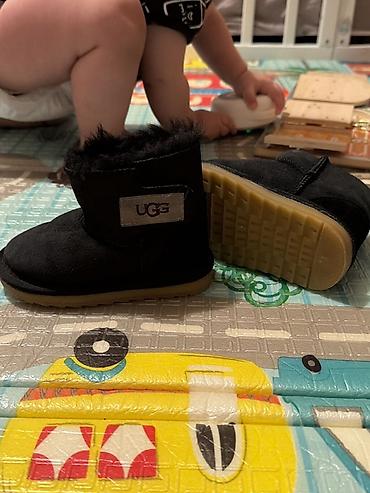 xəzli botinkalar: UGG uşaq botları - Brend: UGG - Altlıq: rezin, sürüşməyə qarşı — 4