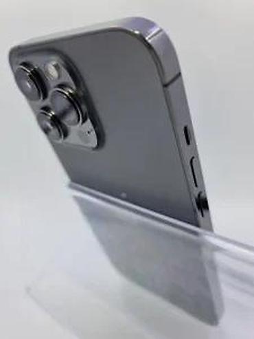 Apple iPhone: Apple iPhone (serija Pro) - Ekran: 6.1" Super Retina XDR, ravne — 12