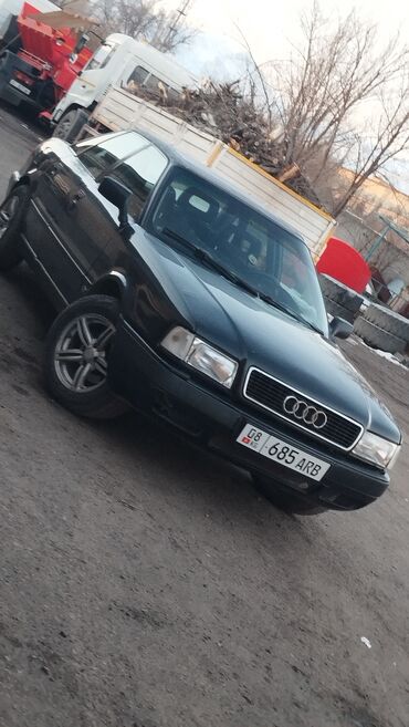 Audi: Audi 80: 1995 г., 2 л, Механика, Газ, Седан