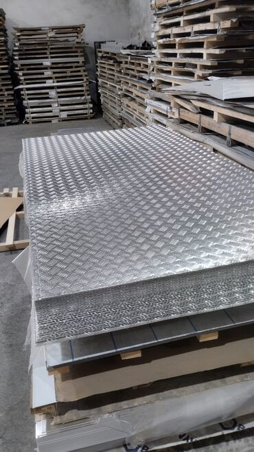 Digər metal məhsullar: Alüminium rifli/sürüşməyə davamlı saclar - Material: Alüminium - — 12