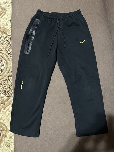 найк теч флиск: Мужские брюки, L (EU 40), Nike, Б/у, цвет - Черный, Самовывоз, Платная доставка