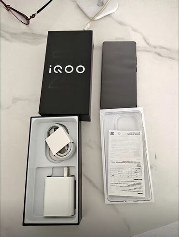 Vivo: Vivo iQOO 9 Pro, Новый, 256 ГБ, цвет - Белый, 2 SIM