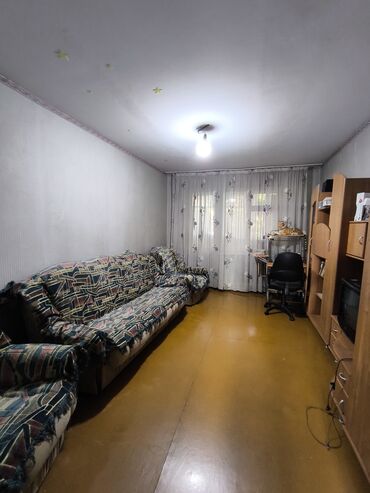 квартира дом бишкек: 2 комнаты, 50 м², Индивидуалка, 1 этаж, Старый ремонт
